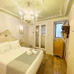 Exquisite With Patio Portuguese Soul Alfama 2p Lisboa