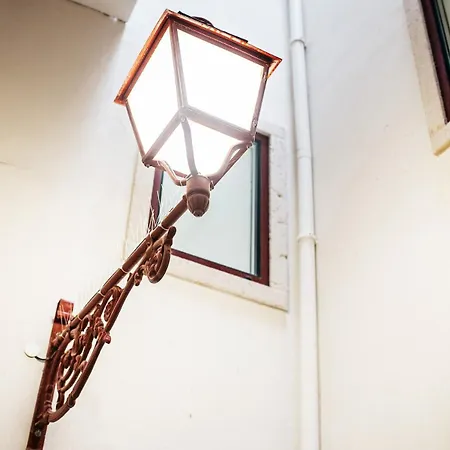 Exquisite With Patio Portuguese Soul Alfama 2p