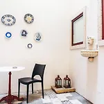 Exquisite With Patio Portuguese Soul Alfama 2p *