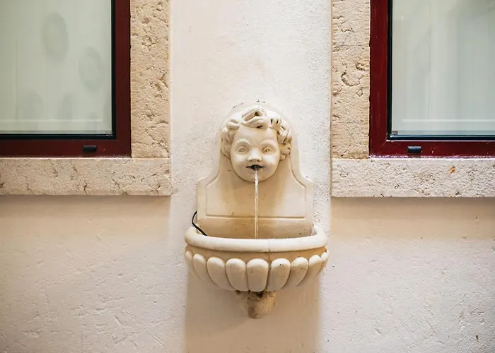 Exquisite With Patio Portuguese Soul Alfama 2p * Lisboa